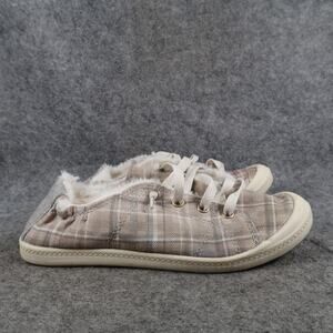 Time and Tru Shoes Womens 6 Casual Sneakers Slip On Cruiser Faux Fur Lined Plaid